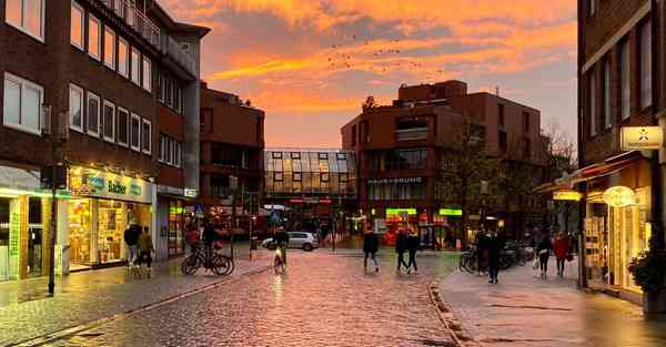 新媒体专业招生宣传片制作