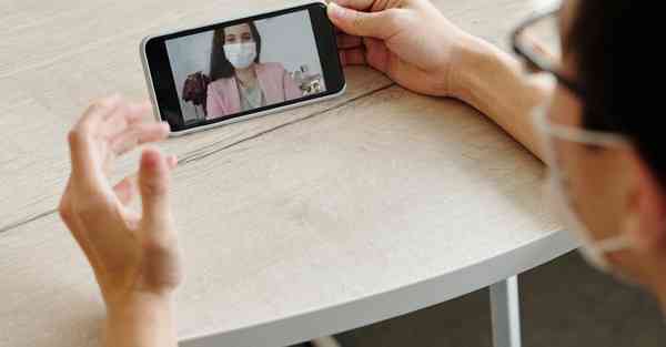 制作节假日宣传片的意义