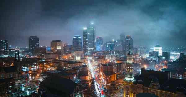 新媒体专业招生宣传片制作